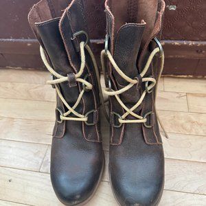 Sorel Joan Wedge II Nubuck Wedge Heel Ankle Boots